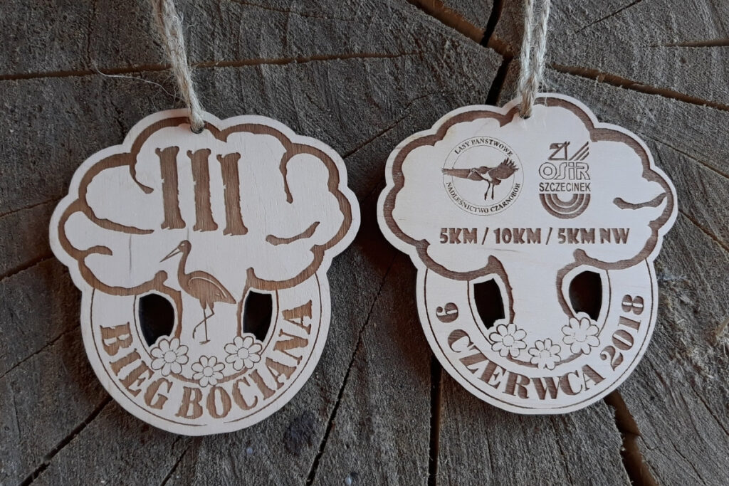 Ekologiczny medal ażurowy na zawody biegowe pn "III Bieg Bociana".