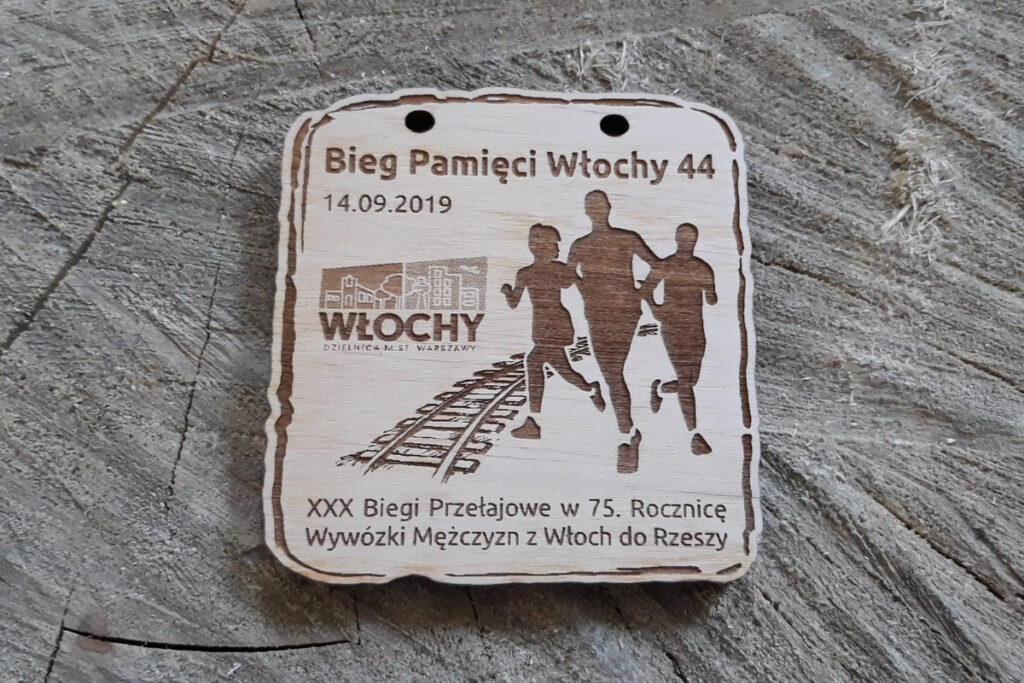 Medal historyczny Włochy 44, drewniane trofeum patriotyczne, pamiątka z biegu pamięci, eko medal z grawerem portretowym, medale na rocznicę wywózki z Włoch.